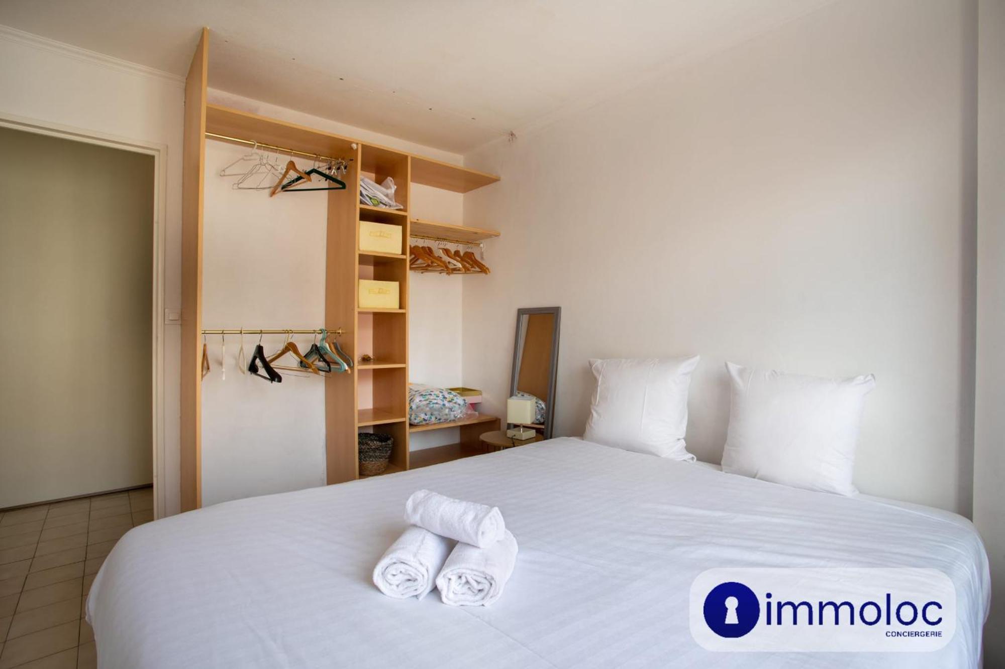 Appartement T2 With Terrace Sea View