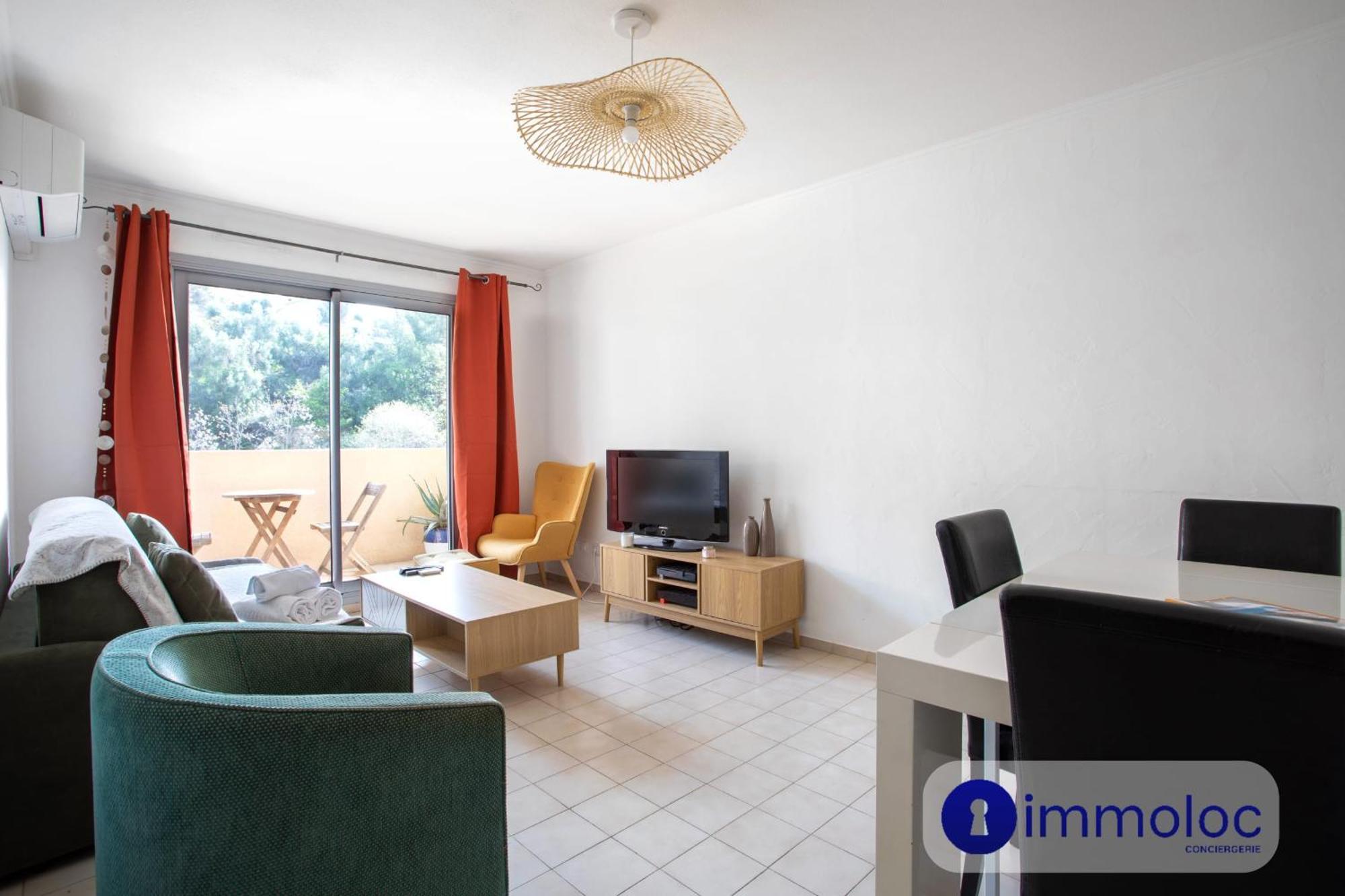 Appartement T2 With Terrace Sea View *